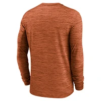 Men's Nike Texas Orange Longhorns 2025 Sideline Velocity Performance Long Sleeve T-Shirt