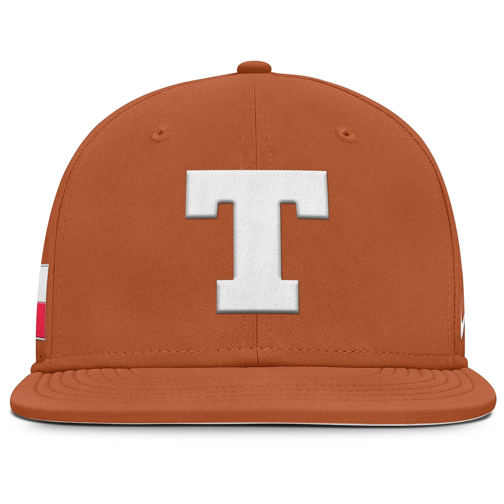 Men's Nike Texas Orange Longhorns On-Field Dugout True Performance Fitted Hat