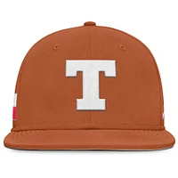 Men's Nike Texas Orange Longhorns On-Field Dugout True Performance Fitted Hat