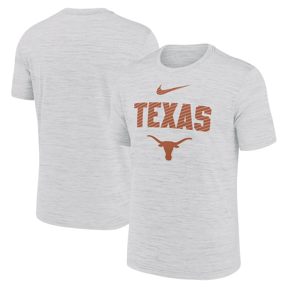 T-shirt Nike blanc Texas Longhorns Campus Slant Velocity Performance pour homme