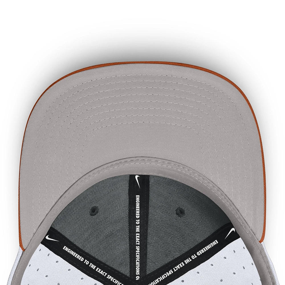 Men's Nike Texas Longhorns On-Field Dugout True Performance Fitted Hat