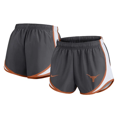 Short de performance Nike Spring Break Tempo pour femme, charbon bois, Texas Longhorns