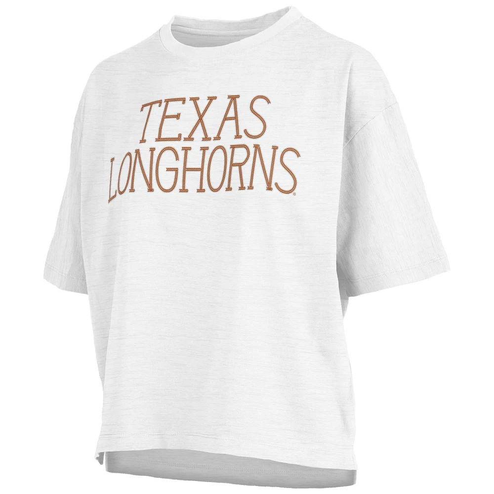 T-shirt Boxy blanc Texas Longhorns Motley Crew pour femmes, point de chaîne flammé, longueur à la taille