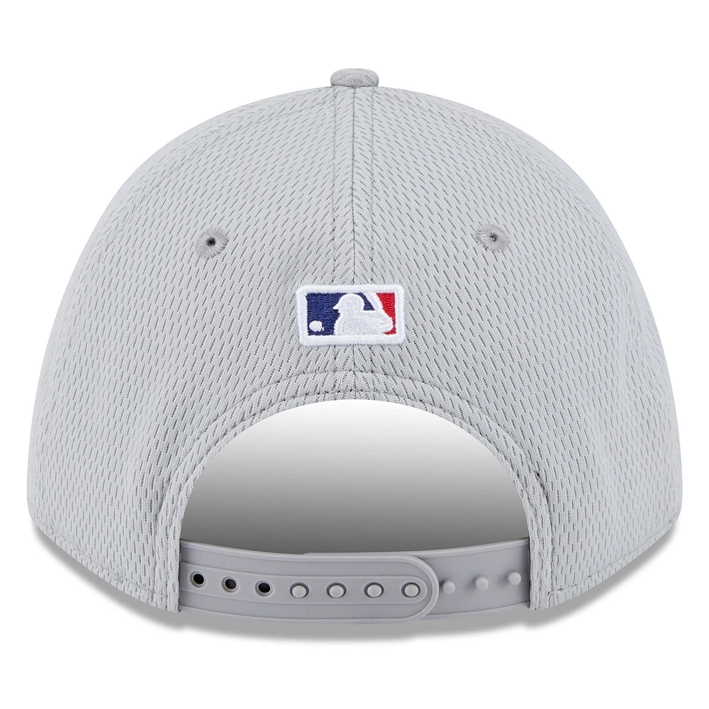 Men's New Era Gray Texas Rangers 2025 MLB Clubhouse 9FORTY M-Crown Adjustable Hat