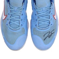 Chaussures à crampons Nike bleu clair autographiées par George Springer des Blue Jays de Toronto pour la saison 2023 de la MLB - RG13309551-52