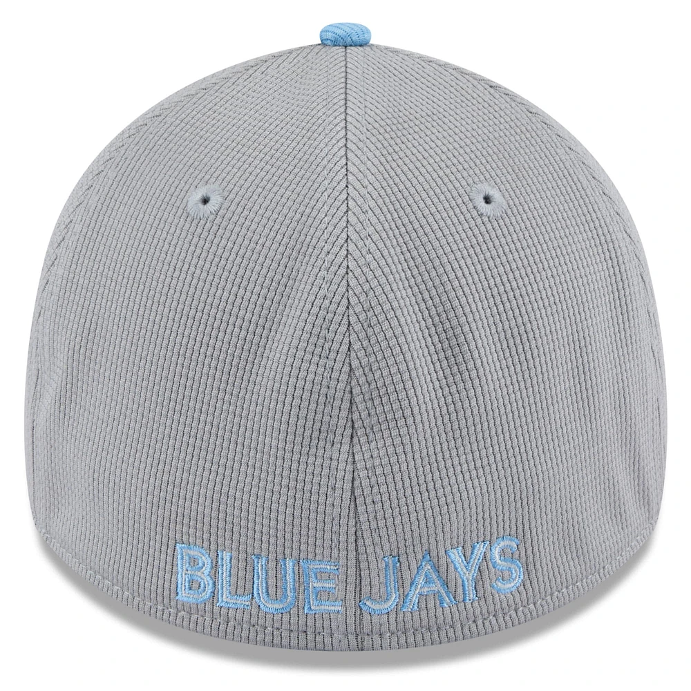 Men's New Era  Gray/Powder Blue Toronto Jays 2025 Batting Practice 39THIRTY Flex Hat