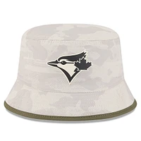 Bob beige clair New Era pour homme, Journée des forces armées 2025 des Blue Jays de Toronto