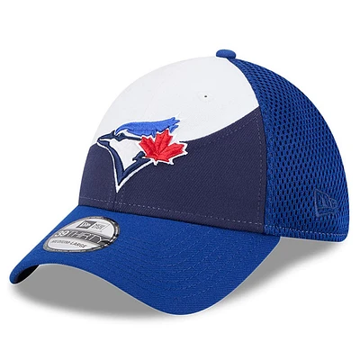 Casquette d'entraînement de printemps 39THIRTY Flex pour homme New Era bleu marine/bleu royal des Blue Jays Toronto 2025