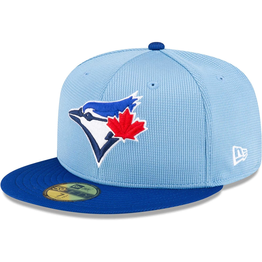 Casquette ajustée 59FIFTY pour hommes, bleu poudre, Toronto Blue Jays 2024, entraînement au bâton sur le terrain, New Era