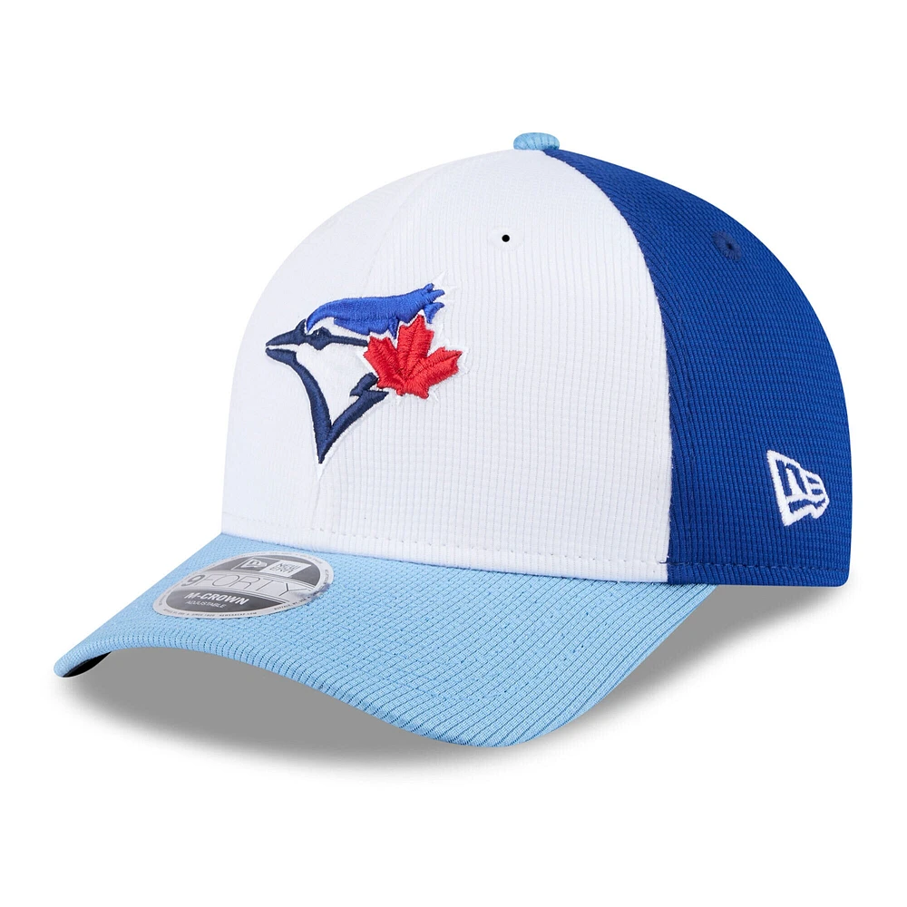 Casquette ajustable 9FORTY Toronto Blue Jays 2025 Spring Training pour homme New Era blanche