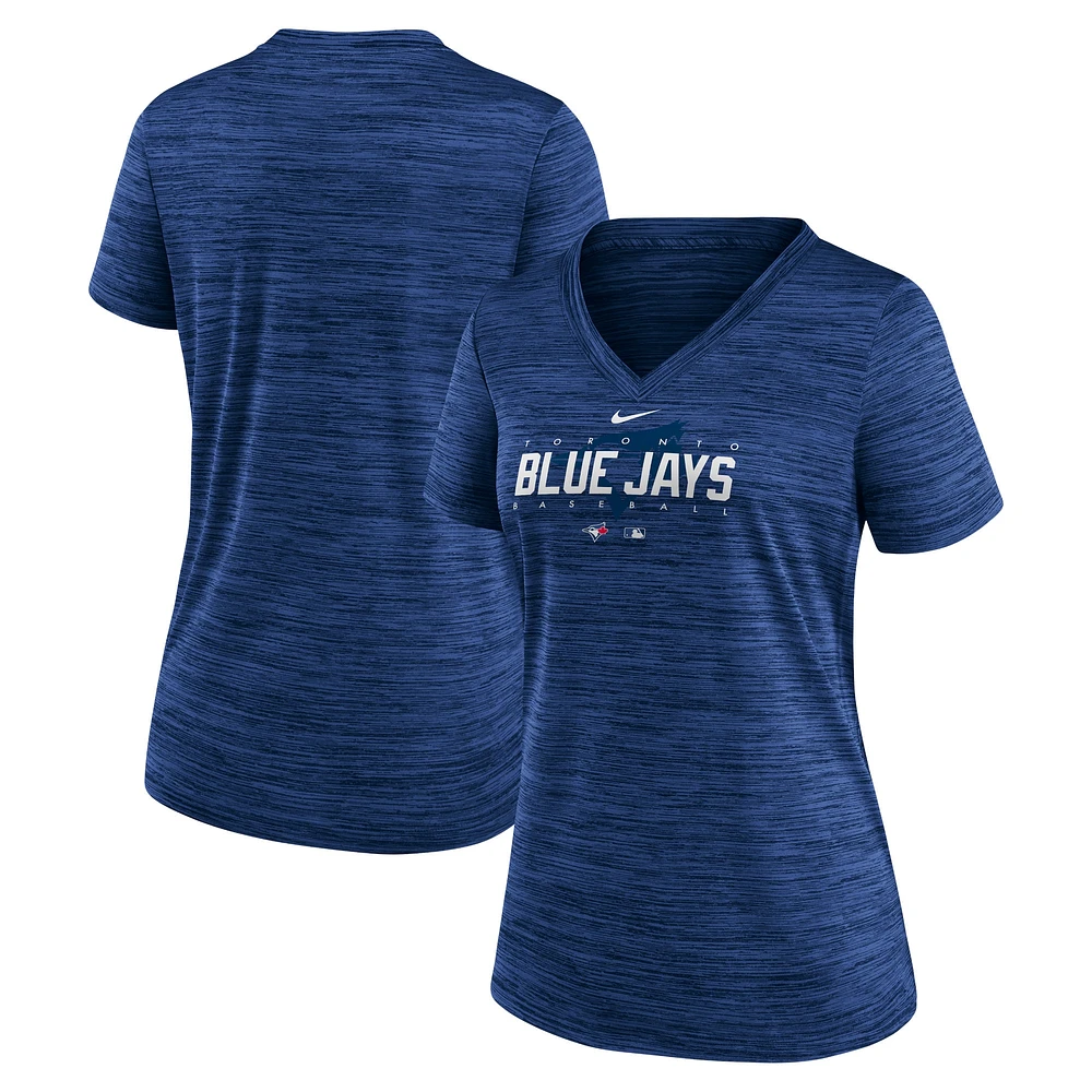 T-shirt à encolure en V Velocity Practice Performance Nike Royal Toronto Blue Jays Authentic Collection pour femme