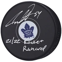 Rondelle de hockey autographiée par Auston Matthews des Maple Leafs de Toronto avec l'inscription « 21/22 Rocket Richard »