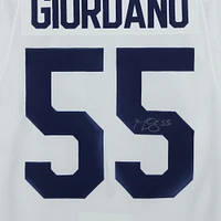 Maillot blanc authentique Adidas autographié par Mark Giordano des Maple Leafs de Toronto