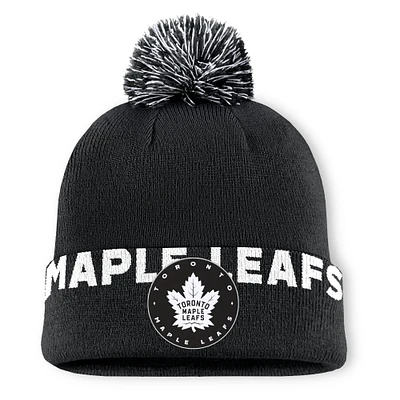 Bonnet en tricot à revers avec pompon Fundamental High Stick des Maple Leafs de Toronto Fanatics pour hommes, noir