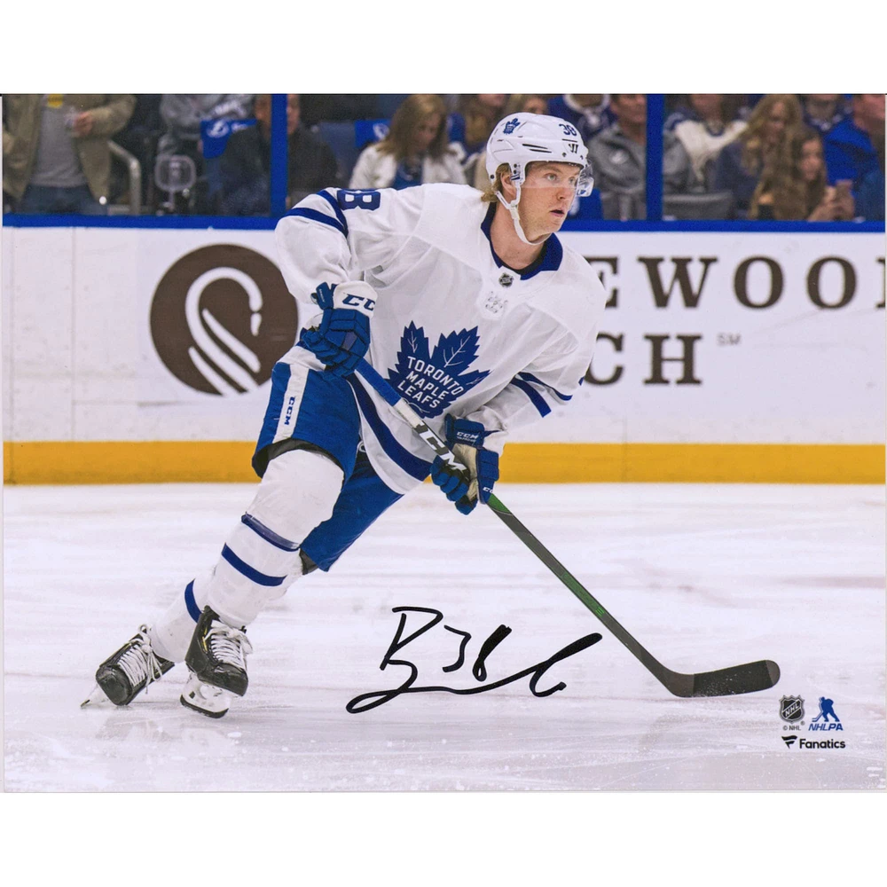 Rasmus Sandin Toronto Maple Leafs Autographié 8" x 10" Blanc Jersey Skating Photo