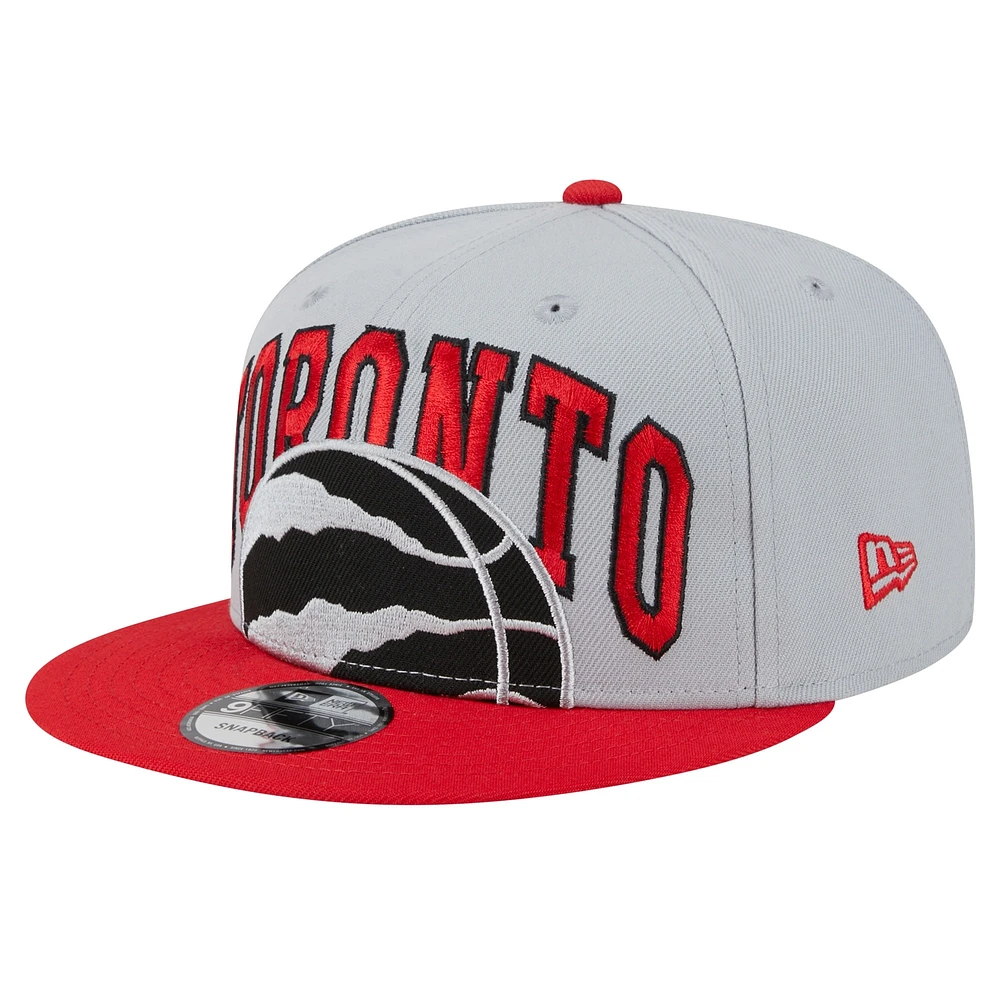 Casquette Snapback Tip-Off 9FIFTY des Toronto Raptors New Era rouge/gris pour hommes