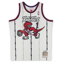 Maillot Swingman Mitchell & Ness autographié par Tracy McGrady des Toronto Raptors en blanc 1998