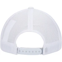 Casquette Travis Mathew White The Patch Trucker Snapback pour hommes