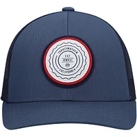 Casquette Snapback TravisMathew bleu marine The Patch Trucker pour jeune