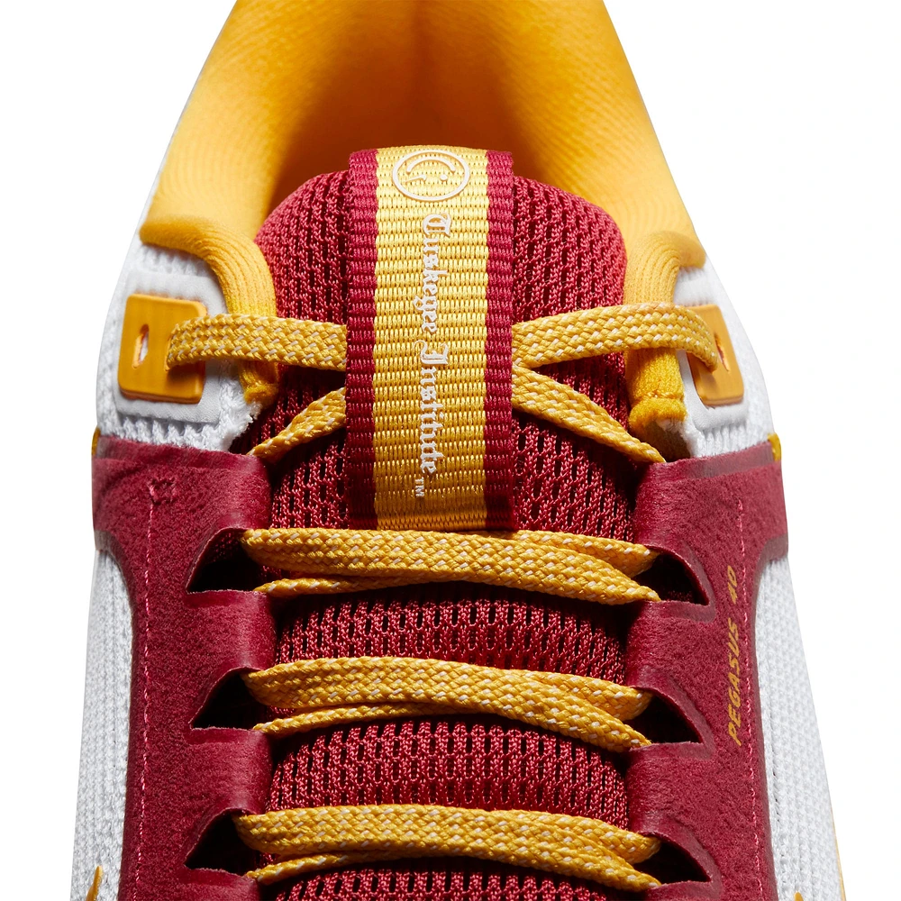 Chaussure de running Nike Tuskegee Golden Tigers Zoom Pegasus 40 unisexe blanche