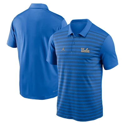 Polo Jordan Brand bleu pour hommes, UCLA Bruins 2024, entraîneurs de début saison Sideline Performance