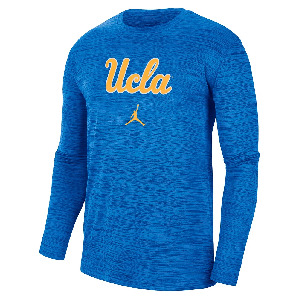 T-shirt à manches longues UCLA Bruins Team Velocity Performance Jordan Brand pour homme, bleu