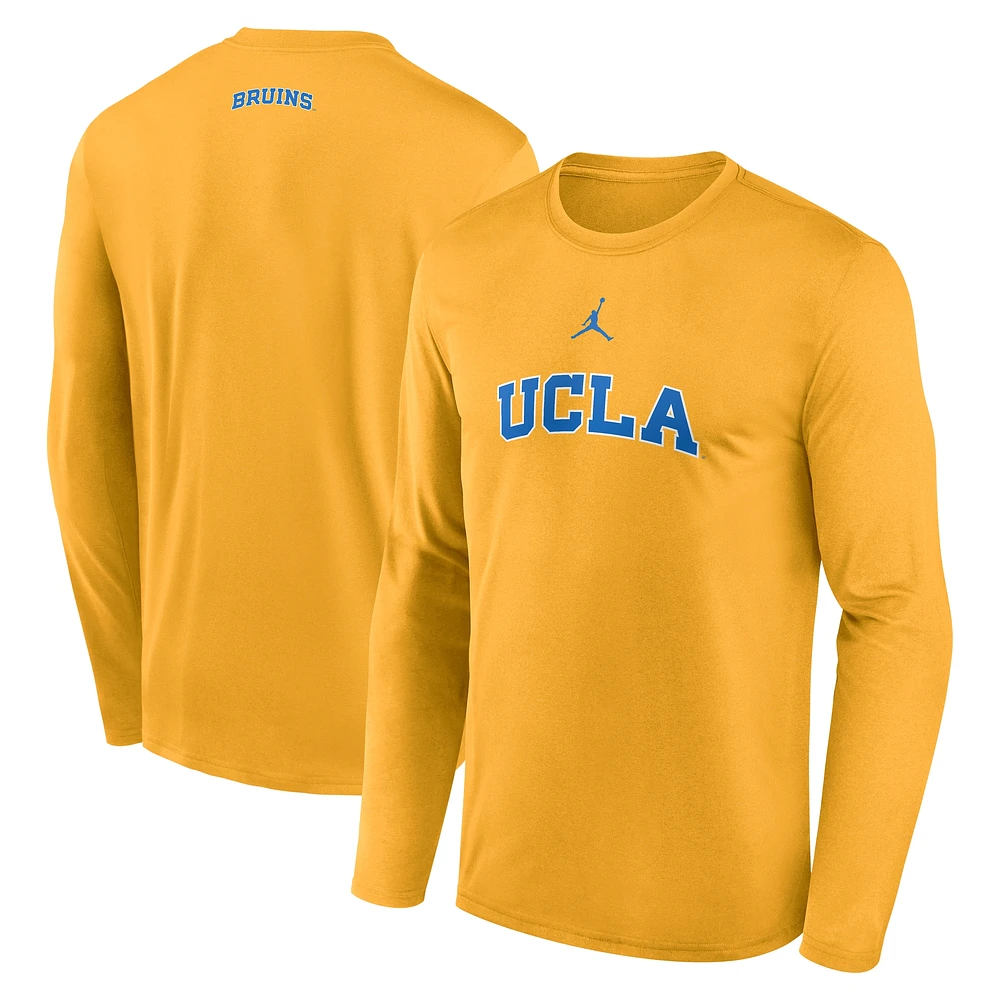 T-shirt à manches longues Jordan Brand Gold UCLA Bruins pour homme avec logo sur le terrain basketball