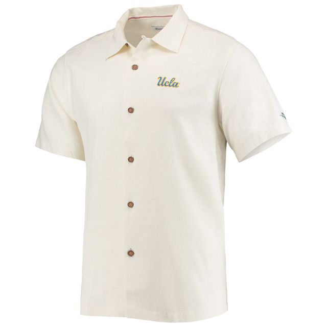 Chemise boutonnée Tommy Bahama blanche UCLA Bruins Run Like You Stole It Camp pour hommes