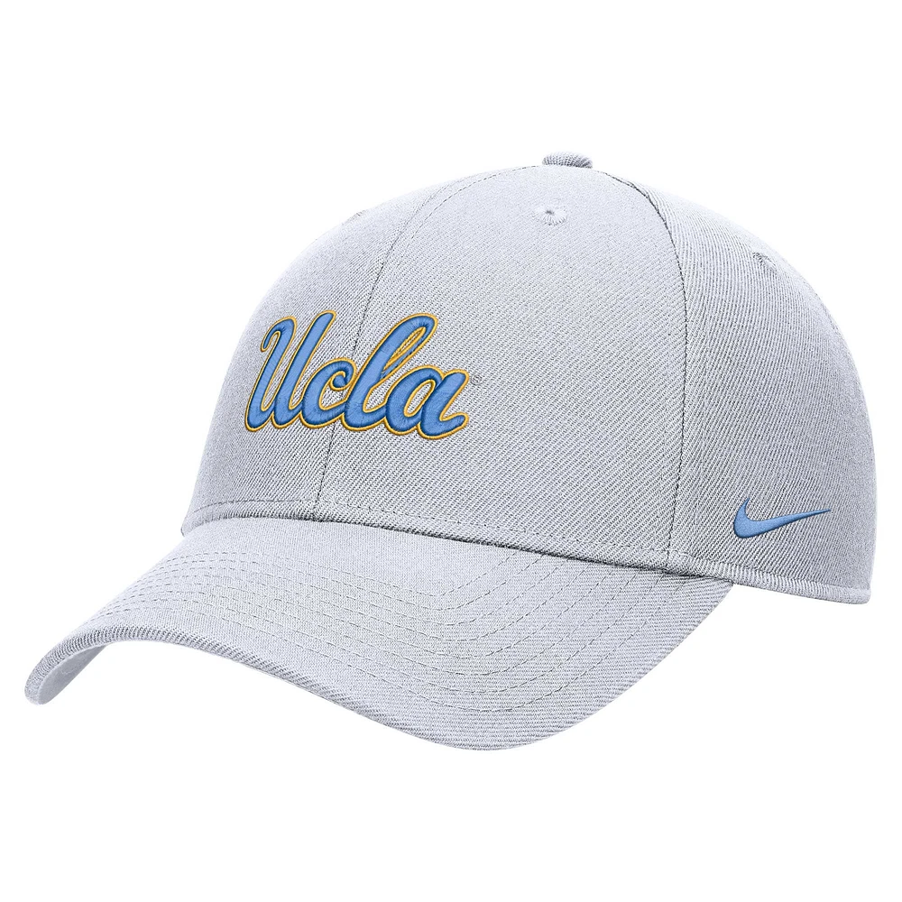 Casquette réglable Nike blanc UCLA Bruins 2024 Sideline Club pour jeune