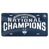 WinCraft UConn Huskies 2023 NCAA Champions nationaux de basket-ball pour hommes Plaque d'immatriculation en acrylique découpée au laser