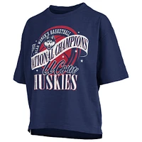 T-shirt surdimensionné bleu marine pour femme, championne nationale de basketball féminin NCAA 2025, UConn Huskies, avec ballon du monde