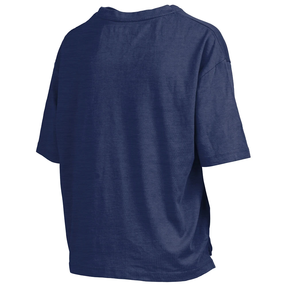 T-shirt surdimensionné bleu marine pour femme, championne nationale de basketball féminin NCAA 2025, UConn Huskies, avec ballon du monde