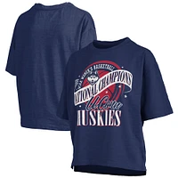 T-shirt surdimensionné bleu marine pour femme, championne nationale de basketball féminin NCAA 2025, UConn Huskies, avec ballon du monde