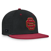 Men's Nike Black USC Trojans On-Field Dugout True Performance Fitted Hat