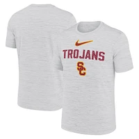 T-shirt Nike blanc USC Trojans Campus Slant Velocity Performance pour homme