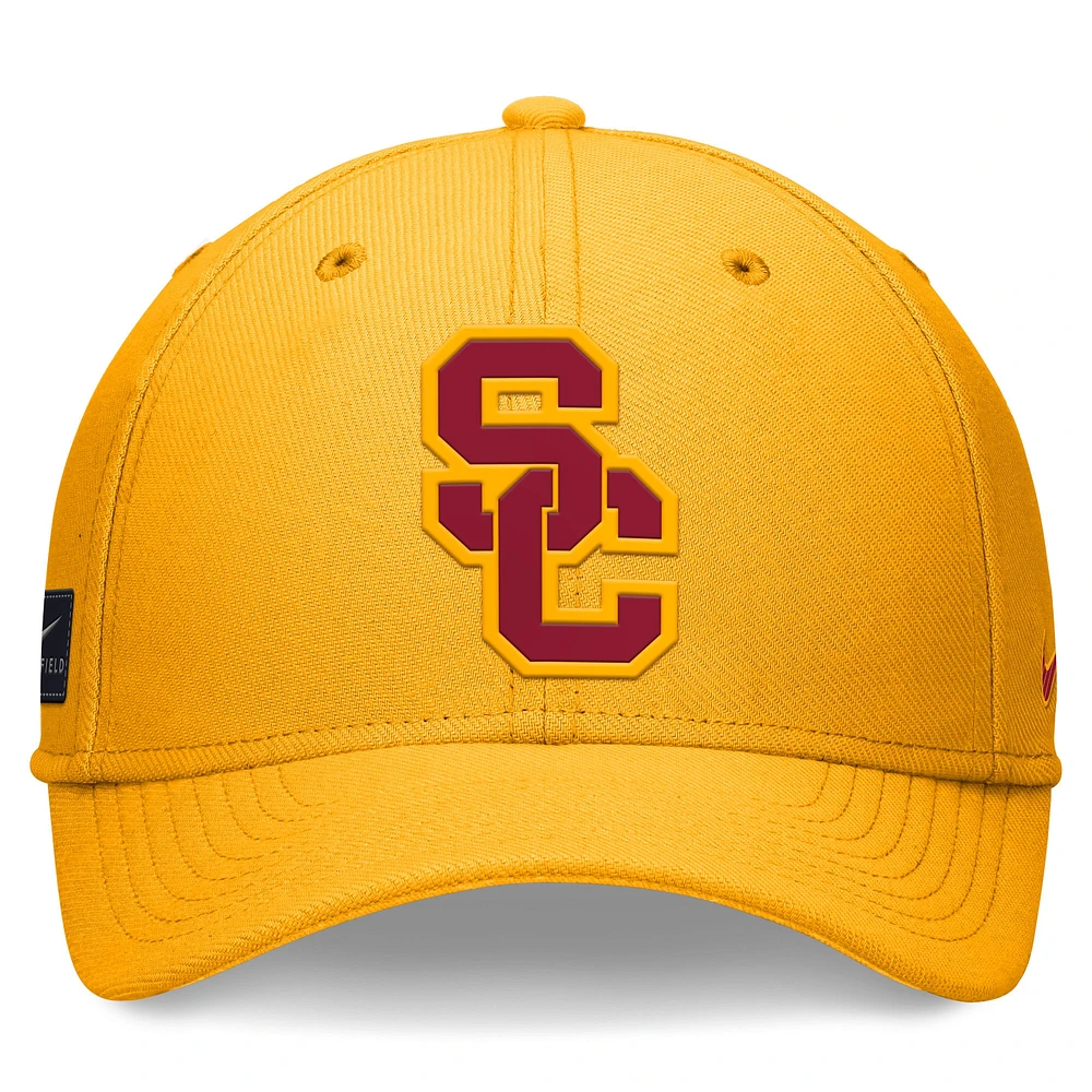 Casquette unisexe Nike dorée USC Trojans 2024 Sideline Rise Swoosh Flex