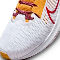 Chaussure de course unisexe Nike USC Trojans Zoom Pegasus 40 Blanc