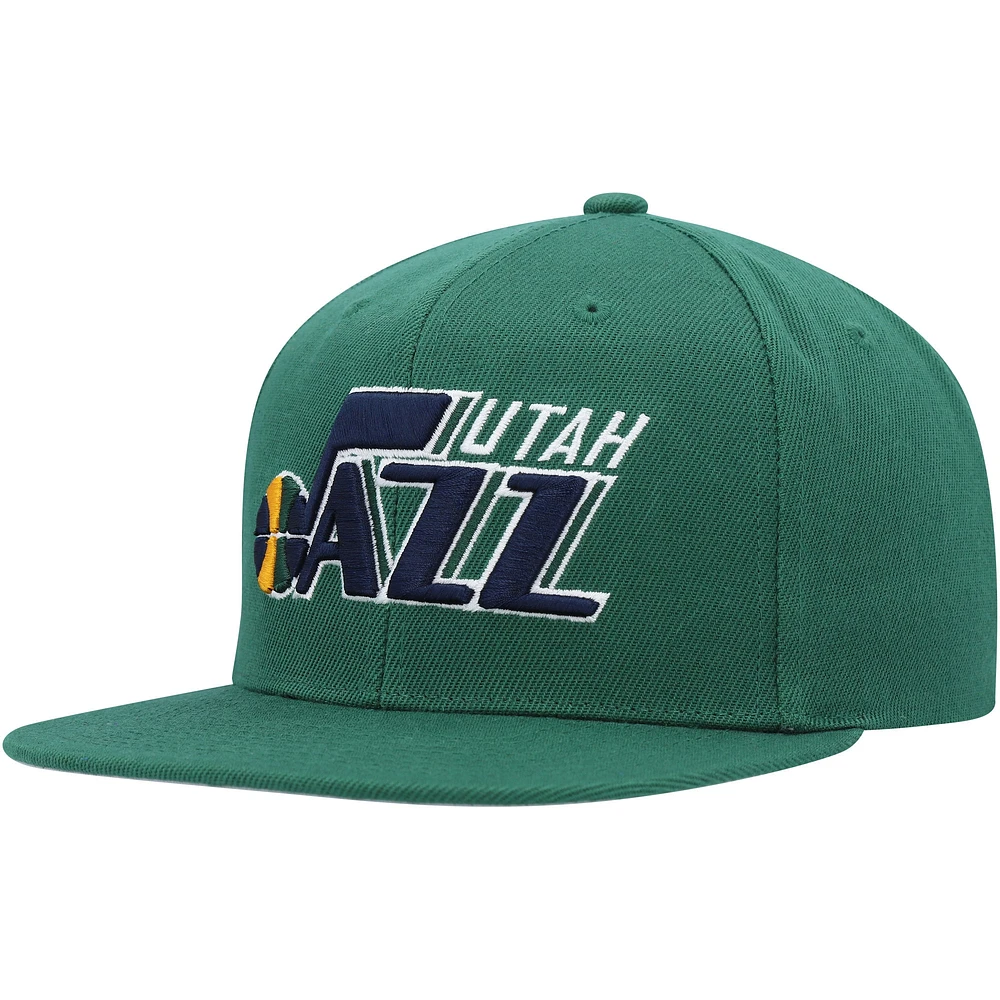 Men's Mitchell & Ness Green Utah Jazz Side Core 2.0 Snapback Hat