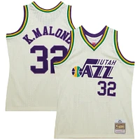 Maillot Swingman Mitchell & Ness Karl Malone crème Utah Jazz Chainstitch pour hommes