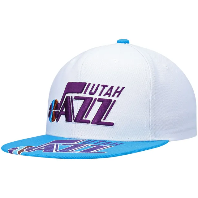 Lids Utah Jazz Mitchell & Ness Hardwood Classics Gradient Wordmark Snapback  Hat - Black/Light Blue