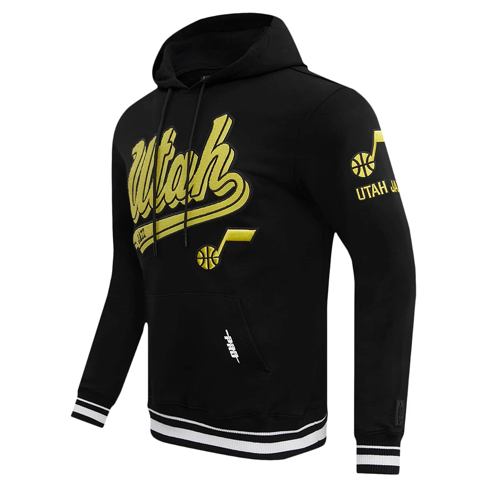 Sweat à capuche Pro Standard noir Utah Jazz Script Tail pour hommes