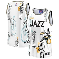 Maillot unisexe NBA & KidSuper Studios by Fanatics Blanc Utah Jazz Hometown