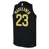 Maillot Jordan Brand Lauri Markkanen noir Utah Jazz Swingman pour jeune - Édition Statement