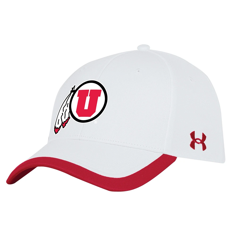 Men's Under Armour  White Utah Utes Sideline Blitzing Accent Adjustable Hat