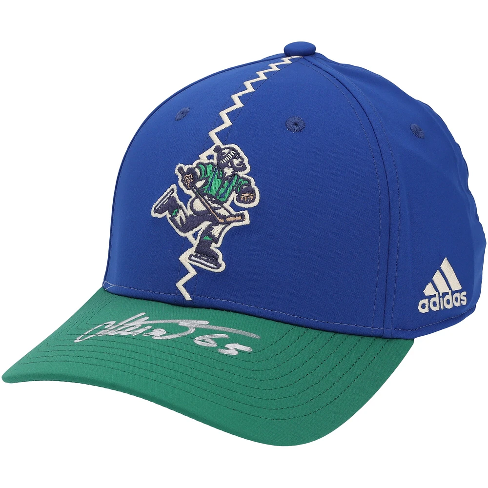 Casquette rétro inversée autographiée par Ilya Mikheyev des Canucks de Vancouver 2022-23