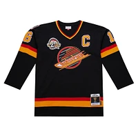 Men's Mitchell & Ness Trevor Linden Black Vancouver Canucks 1994/95 Captain Patch Power Play Throwback Jersey