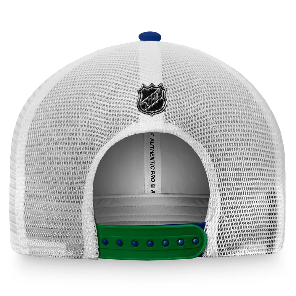 Fanatics Blue Vancouver Canucks 2022 NHL Draft pour hommes - Casquette réglable authentique Pro Rink Trucker