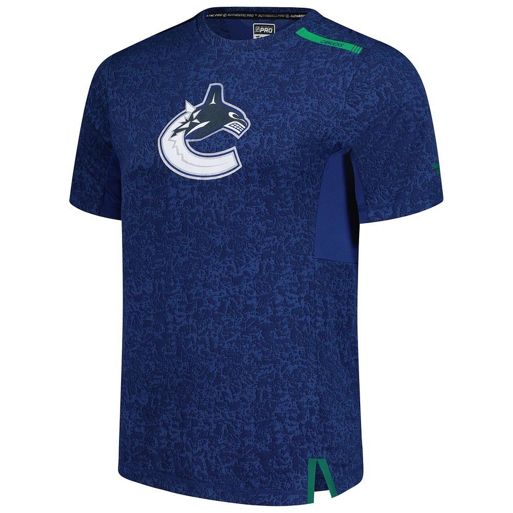 T-shirt authentique Pro Performance bleu Fanatics pour homme des Vancouver Canucks