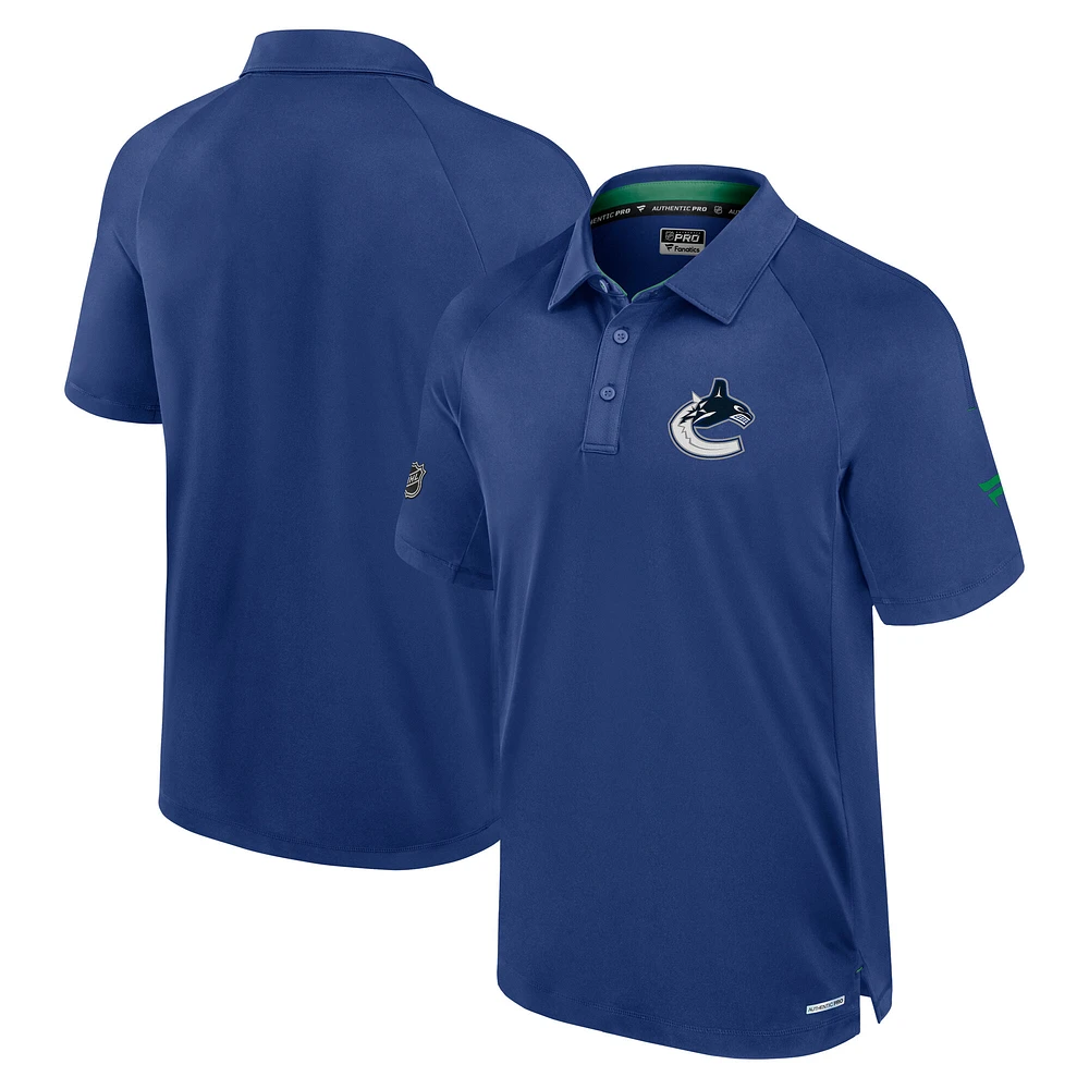 Polo authentique Pro Rink bleu pour hommes des Canucks de Vancouver Fanatics