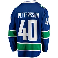 Maillot d'évasion à domicile des Canucks de Vancouver bleu Fanatics Elias Pettersson pour hommes